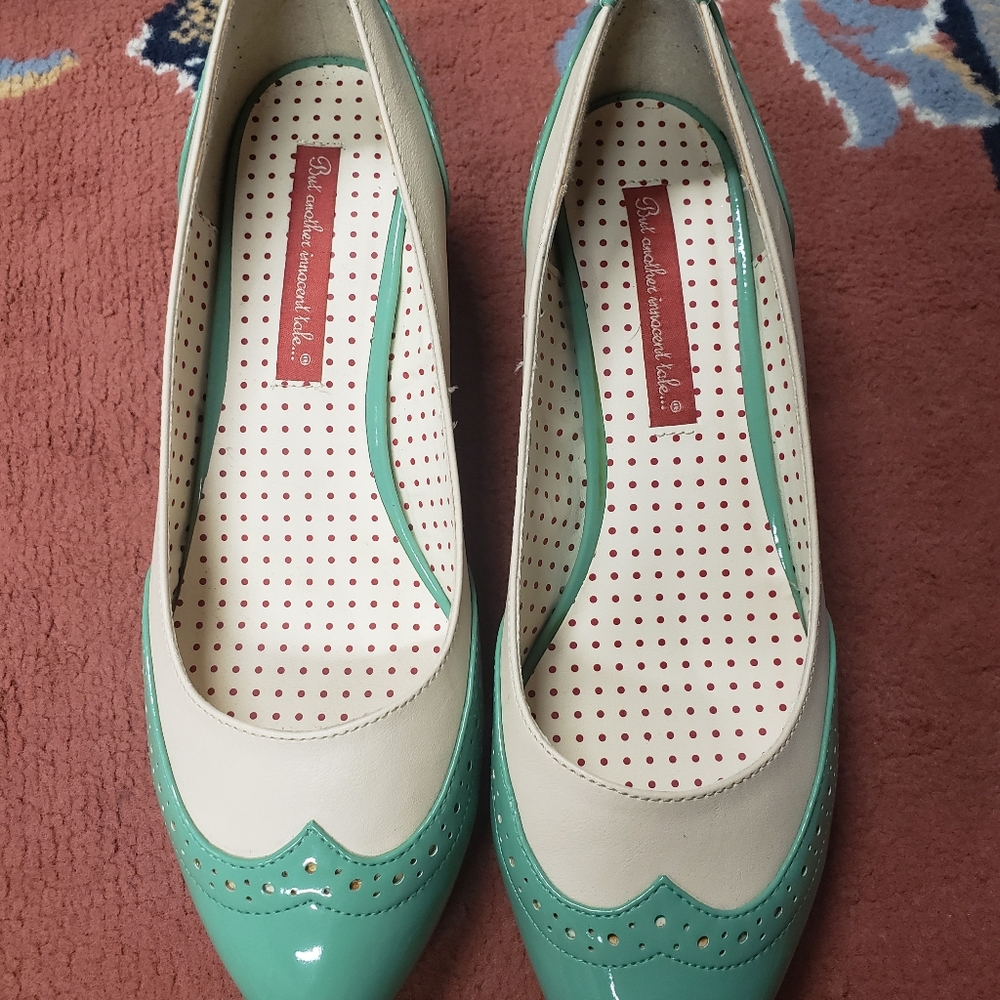 B.A.I.T. IDA heels size 9